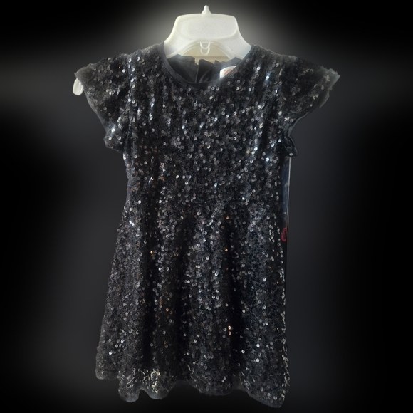 Girls size xs (4/5) Cat & Jack sequin dress. *Great Condition! - Picture 2 of 5